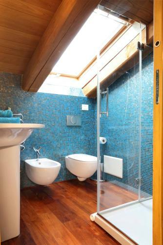 Borghetto II Villa Sleeps 16 With Pool And Air Con