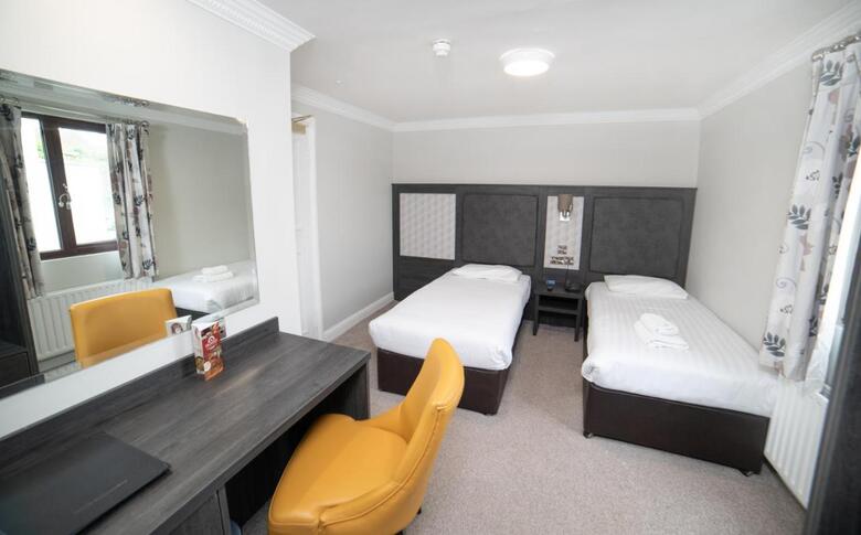 Hibernian Hotel & Leisure Centre