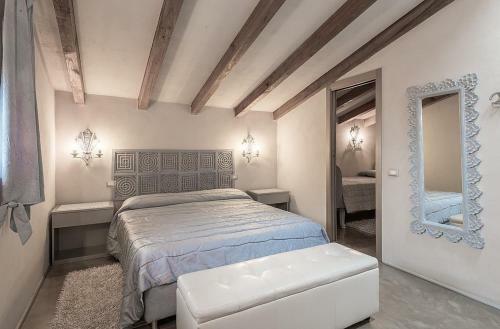 Grotta Giusti Villa Sleeps 14 Pool Air Con Wifi
