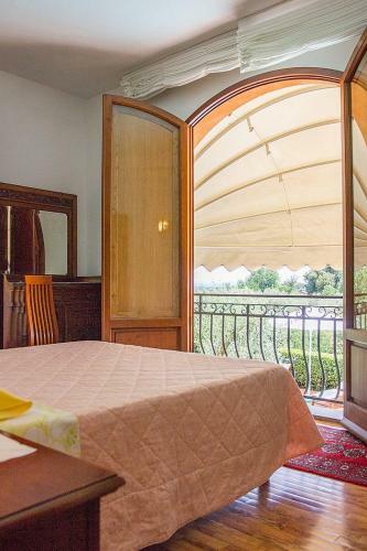 Montecatini Terme Villa Sleeps 4 Pool Air Con Wifi