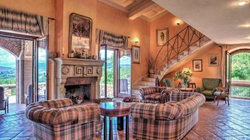 Villa Amorosa House 9+1