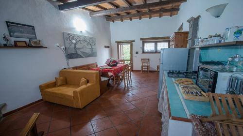 Montelaterone Villa Sleeps 10 Pool Air Con