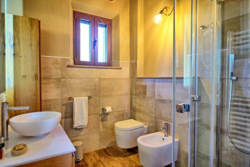 Montelopio Villa Sleeps 10 With Pool Air Con And Wifi
