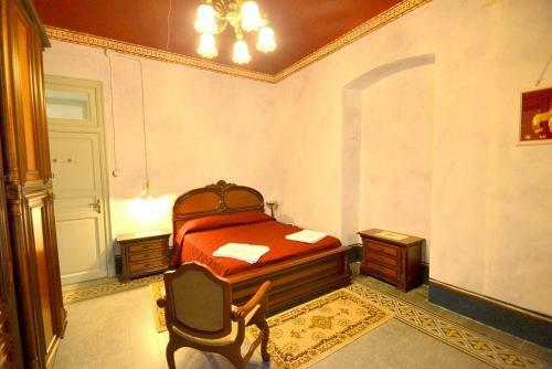 Montemaggiore Belsito Villa Sleeps 9