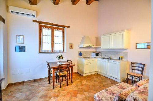 Roncaglia Villa Sleeps 4 Pool Air Con Wifi