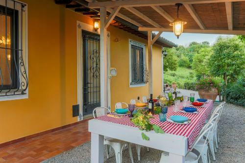 Villa Pongina With Private Pool