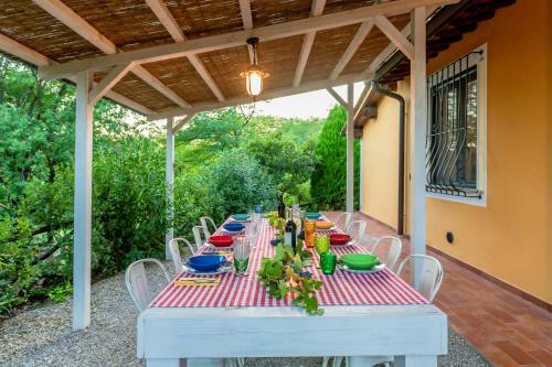 Villa Pongina With Private Pool