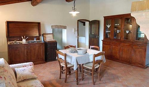 Carpini Villa Sleeps 2 Pool Wifi
