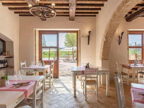 Charming Apartment In Montone With Garden