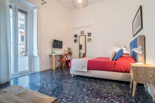Hostal Napoliamo Guest House