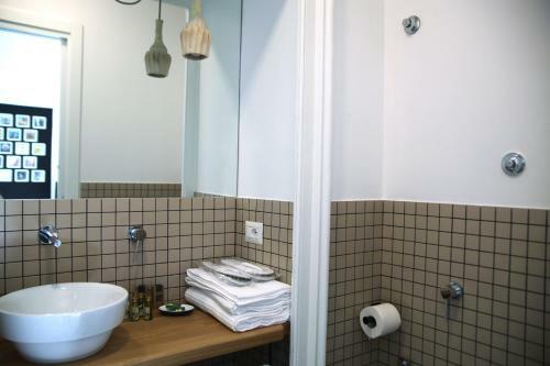 Hostal Napoliamo Guest House