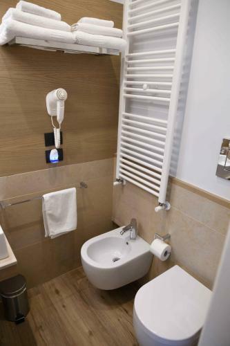 Hostal 50 Suite B&B