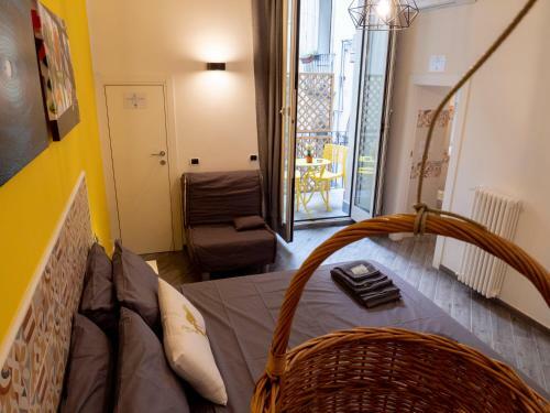 B&B Cosmoneapolitan