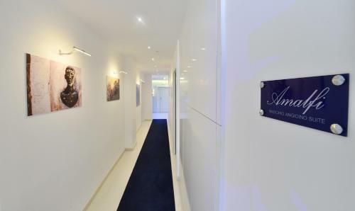 Maschio Angioino Suite - Bed And Breakfast Napoli