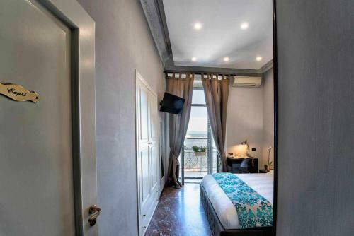 Hostal Seaside Caracciolo