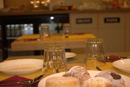 Hostal Be Italian Room Bovio 23