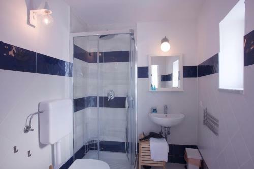B&B Universit�