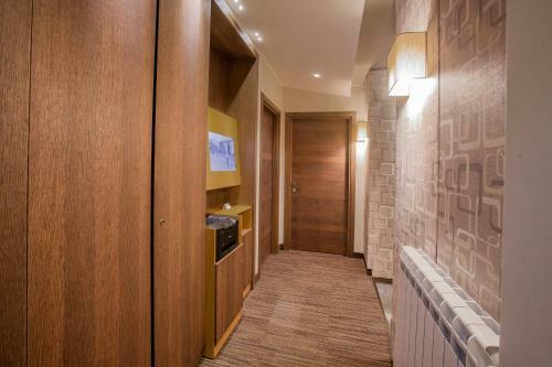 Hostal Twin Bedded Room City Center