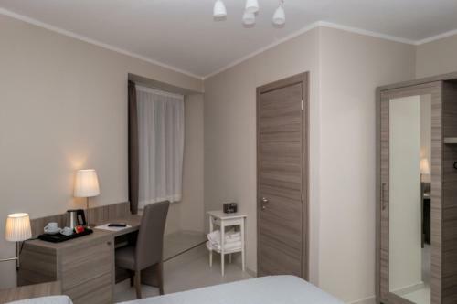 Hostal Art Suite Nel Cuore Di Napoli