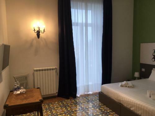 Specchio Di Parthenope B&B