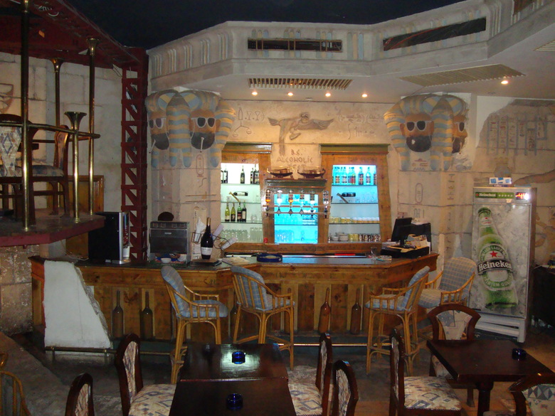 Gaddis Luxor Hotel, Suites And Apartments