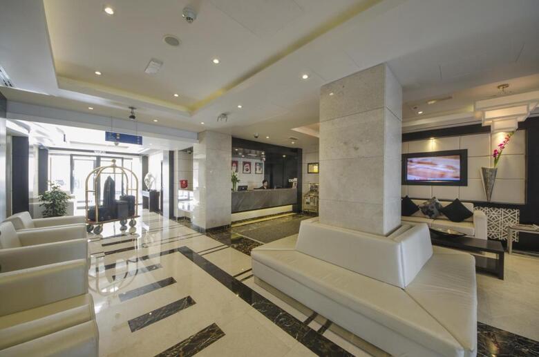 Aparthotel Dubai World Trade Centre