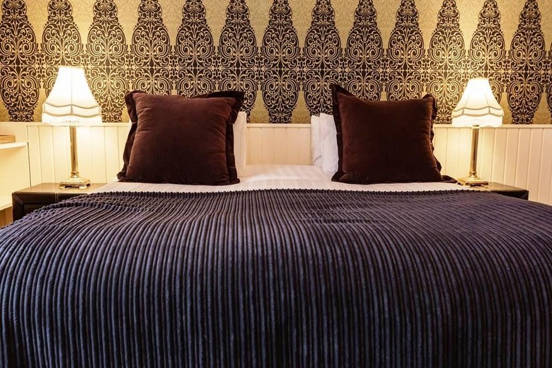 Aaron Court B&B
