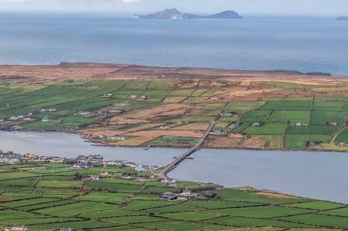 Bed & Breakfast Carraig Liath House