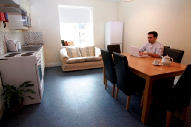 Hostal Student Homes Residence