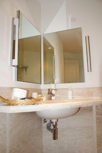 Narbolia Apartment Sleeps 6 Pool Air Con Wifi
