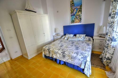 Sirenuse Villa Sleeps 6 Pool Air Con Wifi
