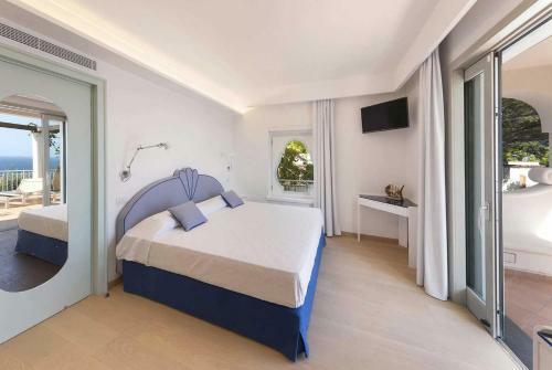 Villa Coral Orange