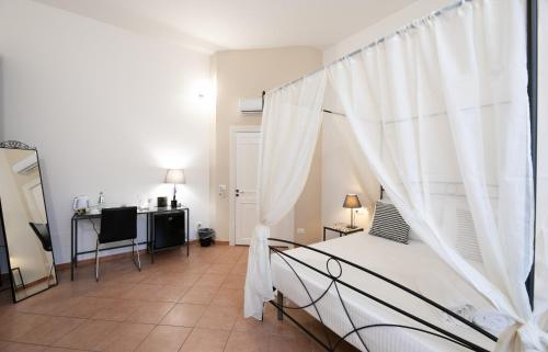 Hostal Trigona Garden Suite