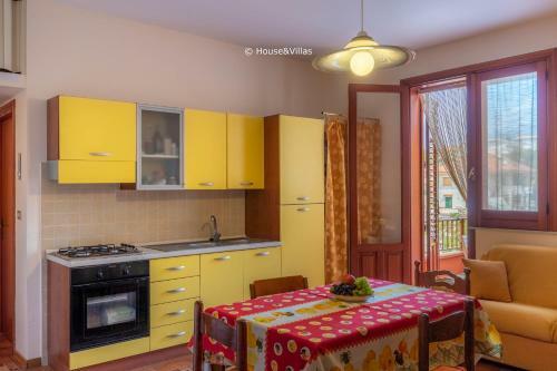 Eloro Apartment