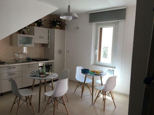 Hostal Intra Rooms