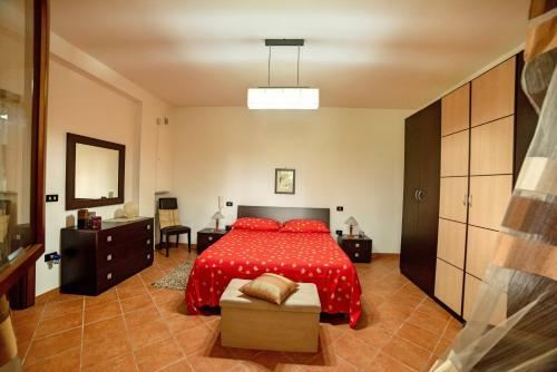 Oria Villa Sleeps 8 Pool Air Con Wifi