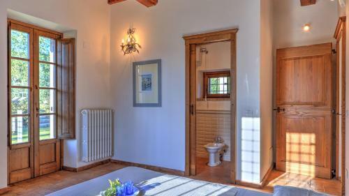 Villa Corbara 8+1