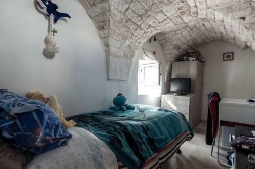 White Stone Flats & Studios
