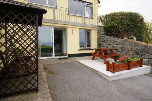 Seabreeze Bed & Breakfast