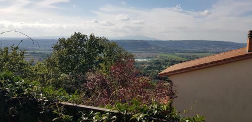 Inviting 3-bed Apartment In Otricoli