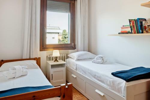 San Carlo Luminous Apartment