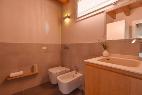 Welc-om Golden Apartment