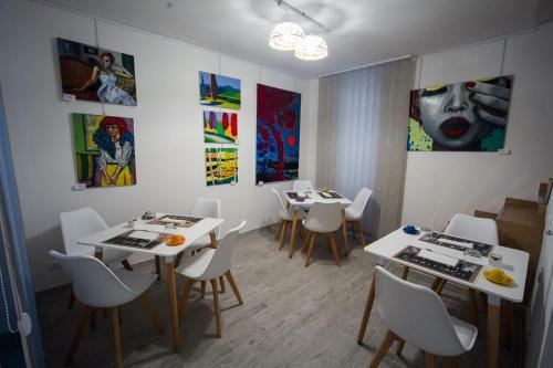 Hostal Palermo Gallery