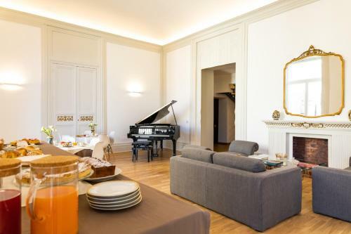 Hostal Divisi Suites