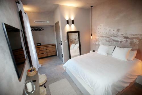Hotel Casa Nostra Luxury Suites