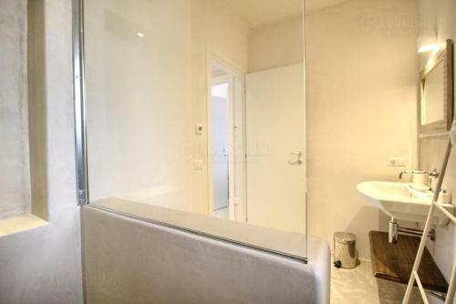 Piccante Deluxe Seaview