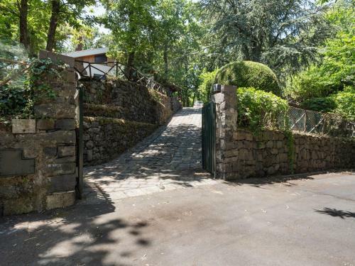 Welcoming Holiday Home In Pedara With Private Swimming Pool