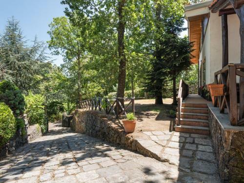 Welcoming Holiday Home In Pedara With Private Swimming Pool