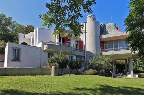 Villa Tiara