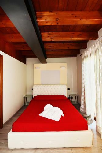 Hostal La Terrazza Sul Lago